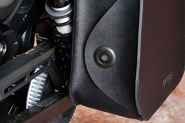 lifeshot motorcycle bag with MINI TURN fasteners