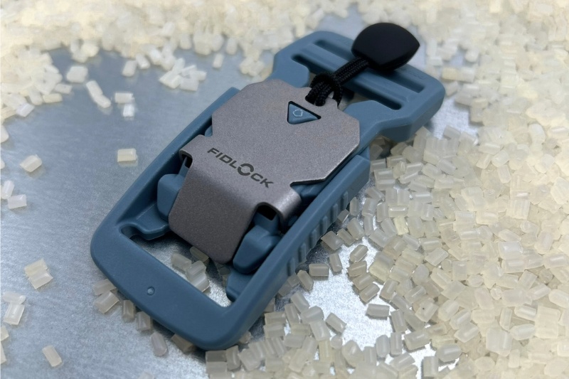 V-Buckle RC